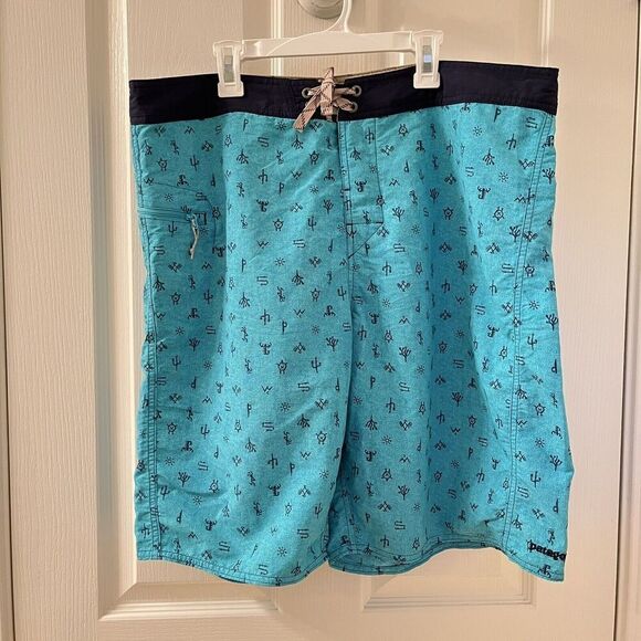 Patagonia Classic Wayfarers 21 in Boardshorts Swim Hieroglyphics Mens Size 38 - Picture 1 of 12